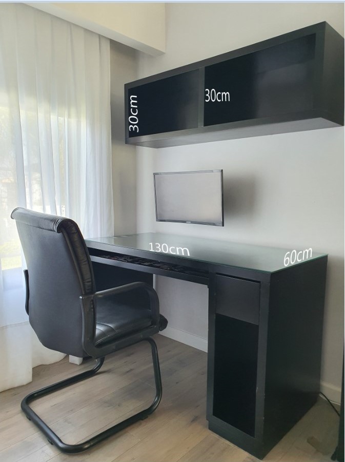 ESCRITORIO + REPISA + SILLA + RACK TV