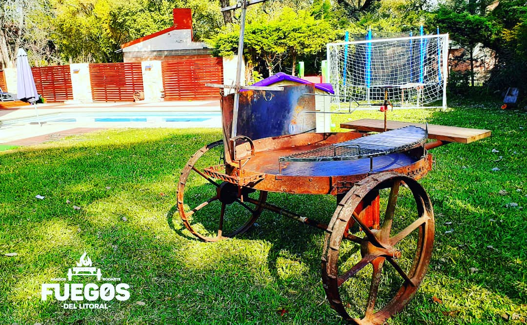 Asadores Rodantes y Fogoneros