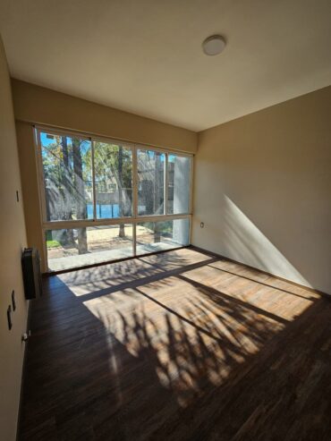 ¡Casa a estrenar en venta Country El Pinar!