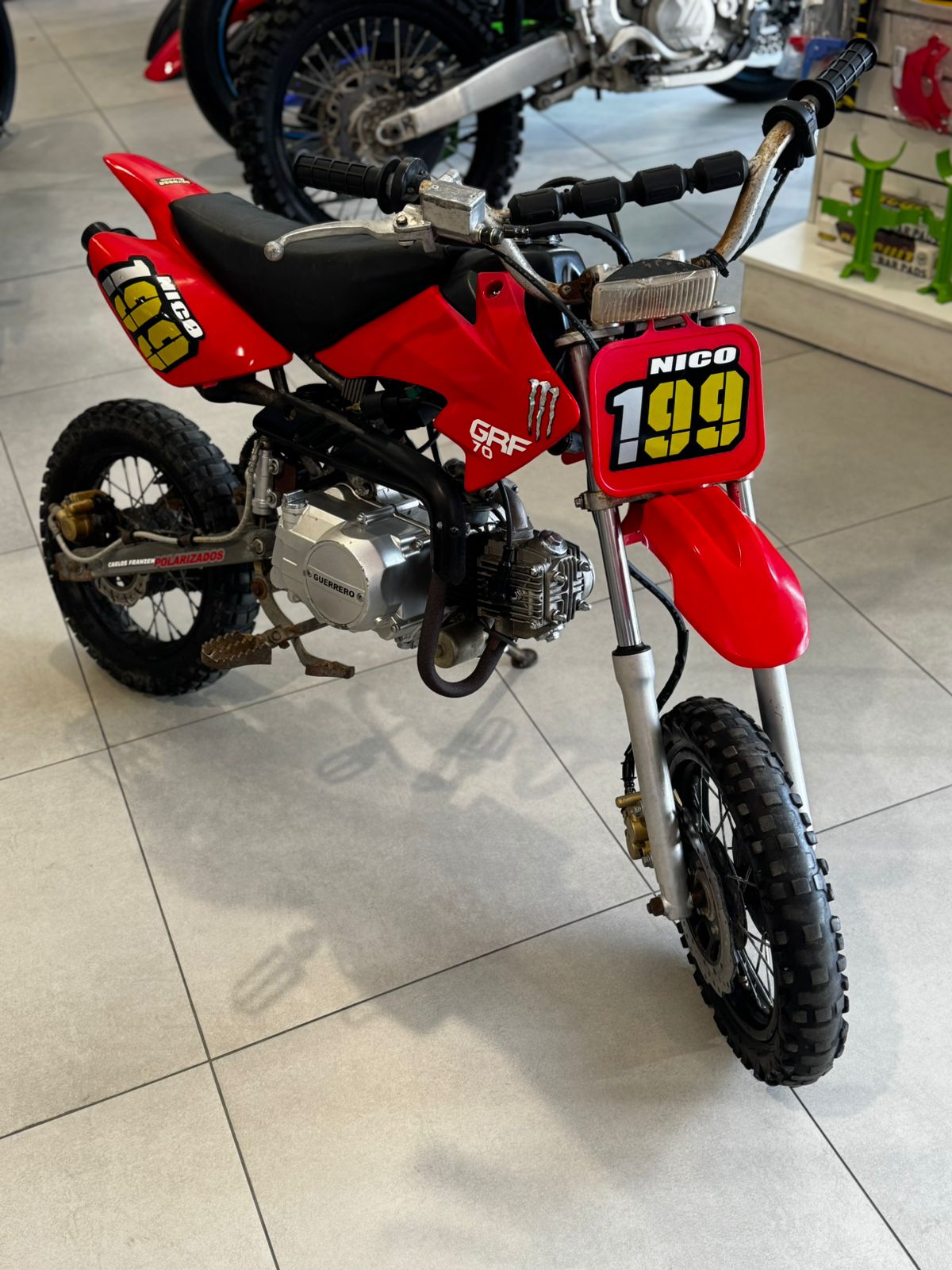 Moto Guerrero Grf 70
