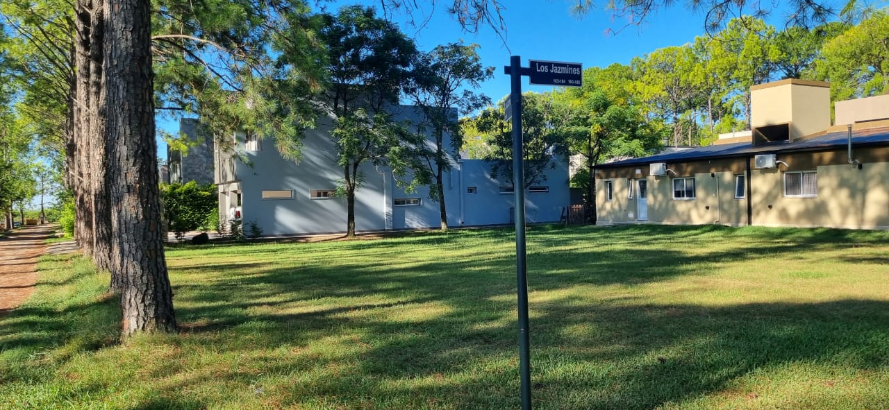 Terreno en El Pinar , en esquina